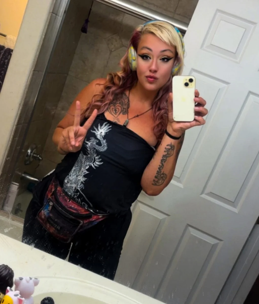 Foxy Pheonixxx