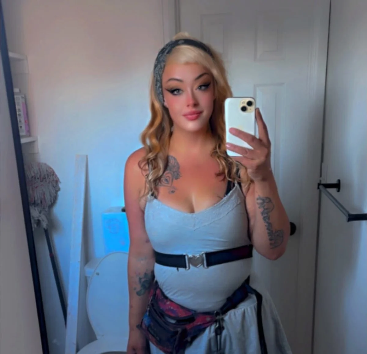 Foxy Pheonixxx