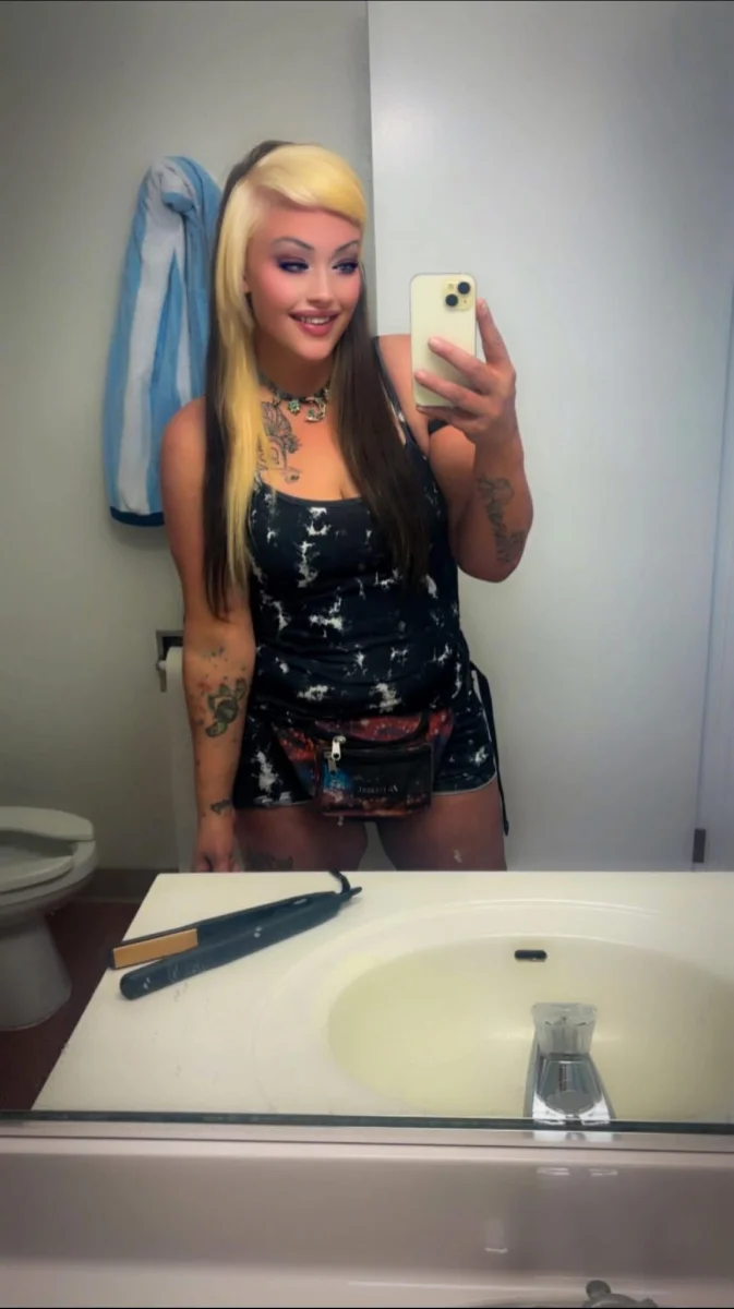 Foxy Pheonixxx
